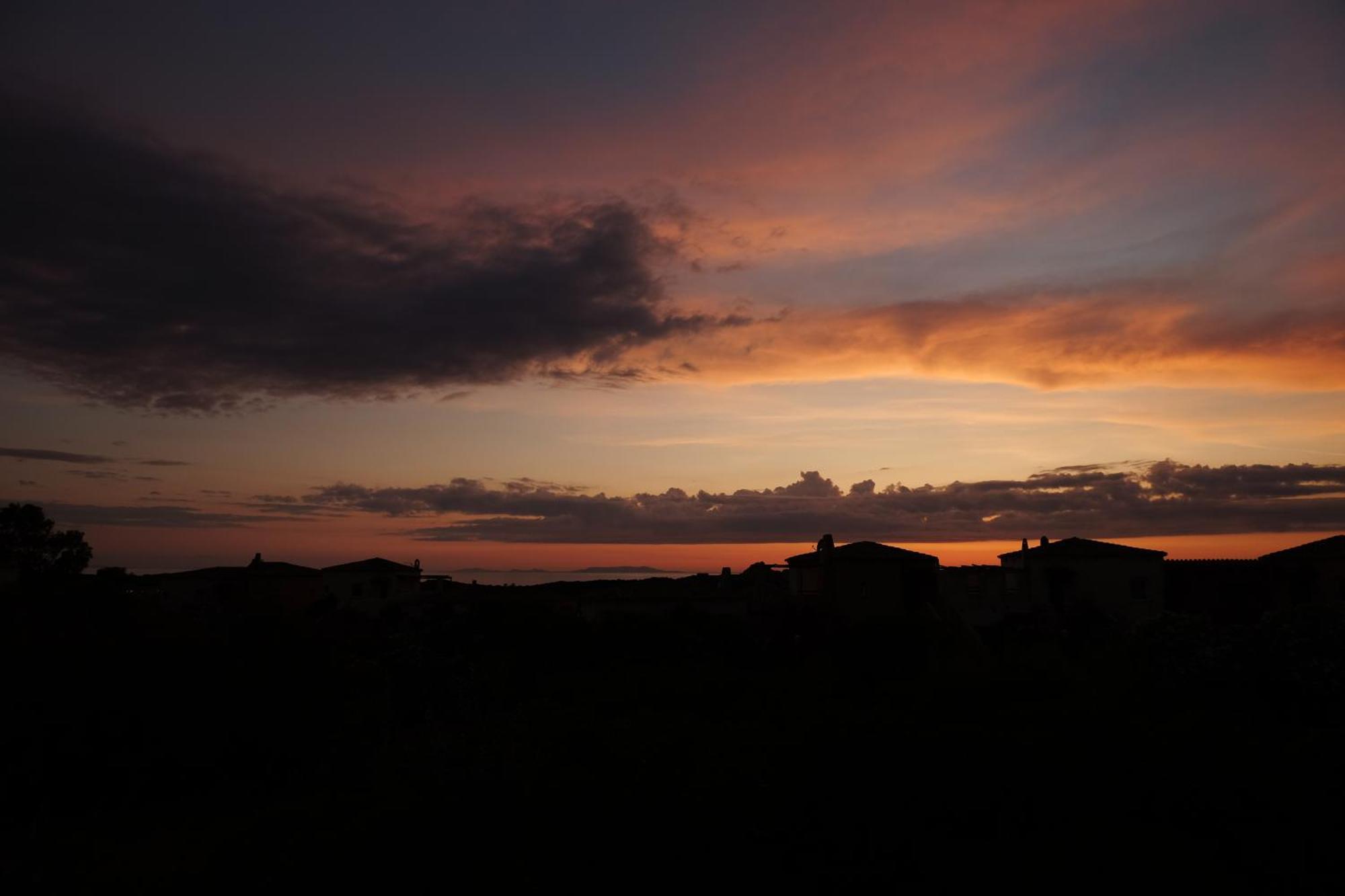Calarossa Sardinia Apartments Isola Rossa Dış mekan fotoğraf