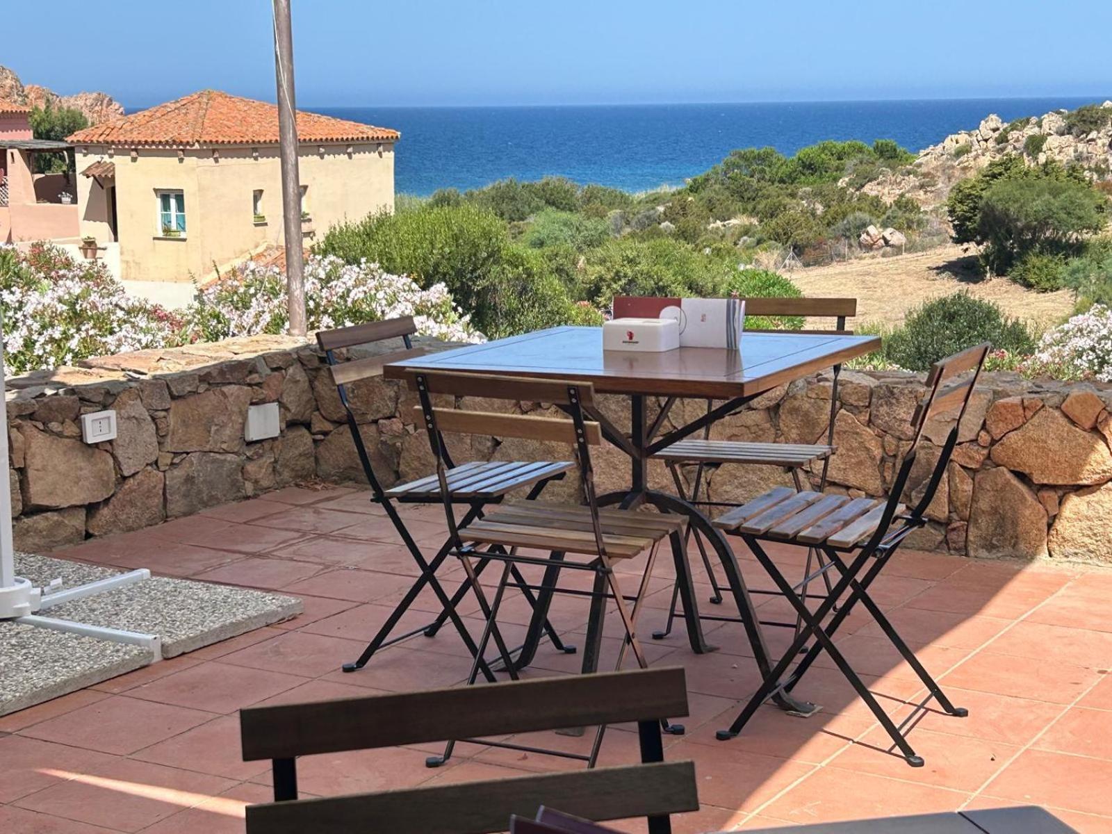 Calarossa Sardinia Apartments Isola Rossa Dış mekan fotoğraf